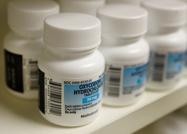 oxycodone Oxycodone 10-15-30 mg 60 Tabs